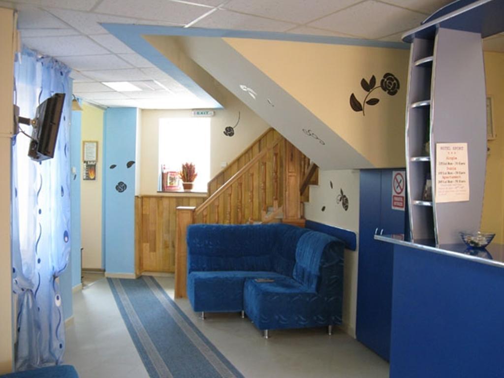 Hostel Sport Krajowa Zewnętrze zdjęcie